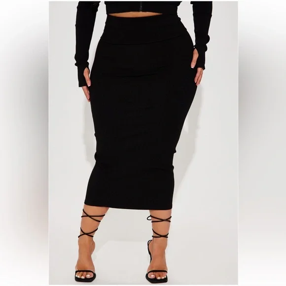 Makena Snatched Maxi Skirt - Picture 6 of 14